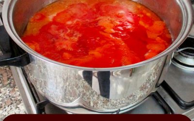Tomatensauzen: wanneer kun je het beste knoflook of ui toevoegen?
