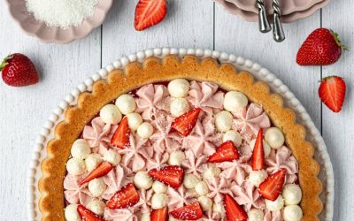Financiertaart met kokos en aardbeien